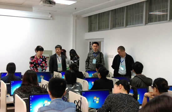 2016年上半年全國翻譯專業(yè)資格考試共報(bào)名5.4萬人，同比增長9.69%.jpg
