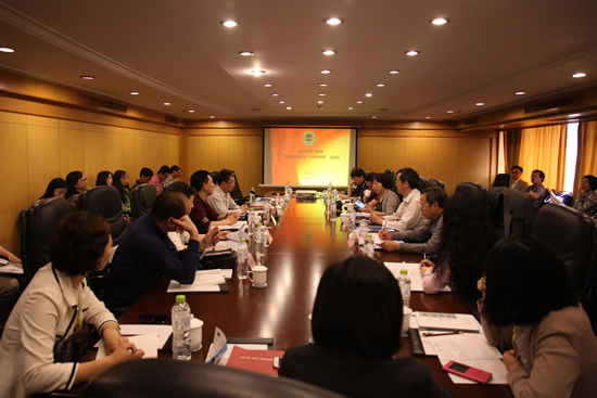 全國(guó)翻譯專業(yè)學(xué)位研究生教育2016年年會(huì)在寧波召開.jpg